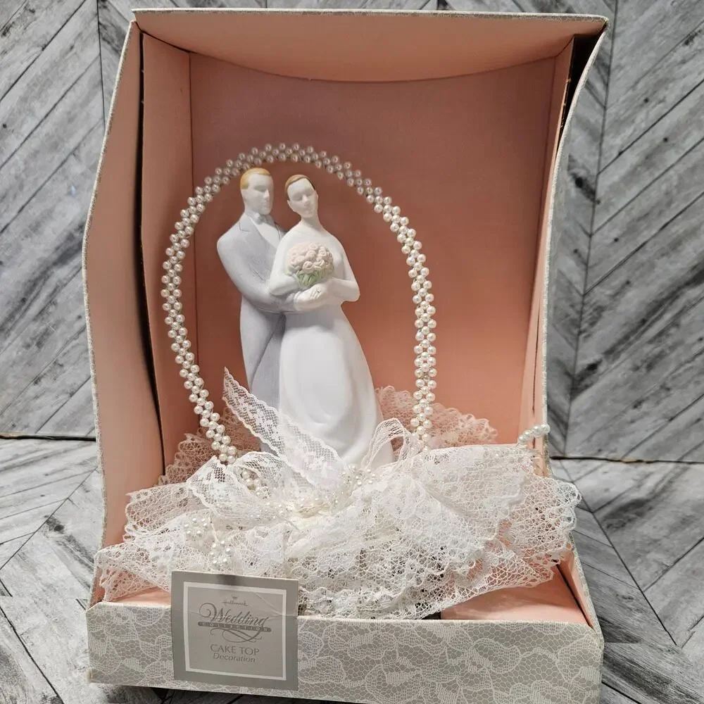 Vintage Wedding Cake Top Bakery Crafts Hallmark 80s 1986 Bride Groom